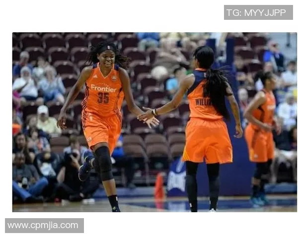 2018年WNBA季后赛太阳队对阵梦想队精彩回顾与赛况分析