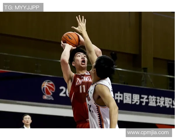 余嘉豪的篮球梦想之路：从少年到职业球员的成长历程与心路历程